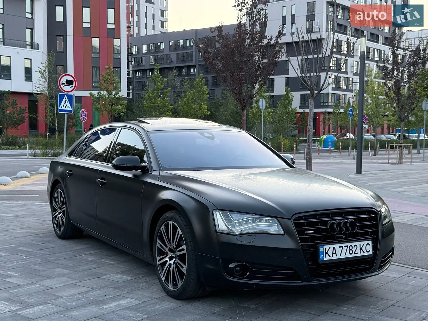2013 Audi A8 - мініатюра 4