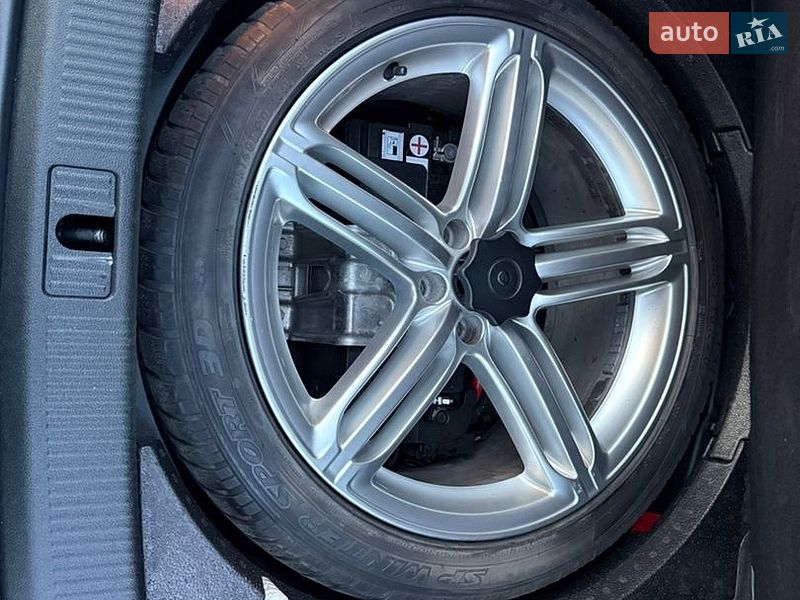 Седан Audi A8 2013 в Киеве фото 20 Седан Audi A8 2013 в Киеве
