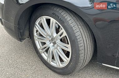 Седан Audi A8 2014 в Киеве