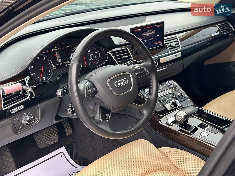 Седан Audi A8 2014 в Киеве
