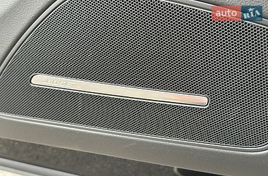 Седан Audi A8 2014 в Киеве