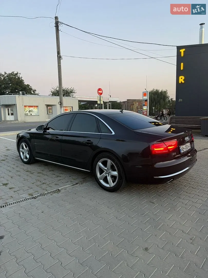 2010 Audi A8 - мініатюра 2