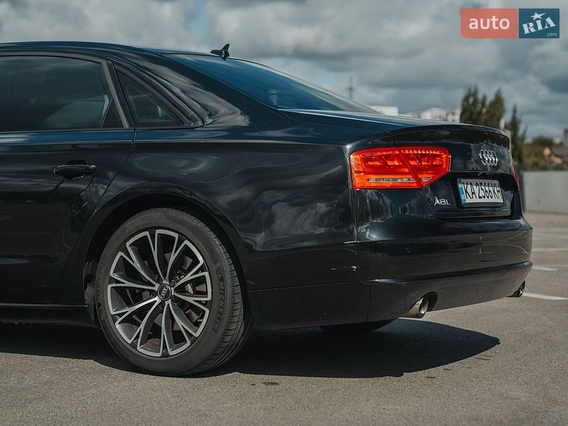 Седан Audi A8 2014 в Ирпене