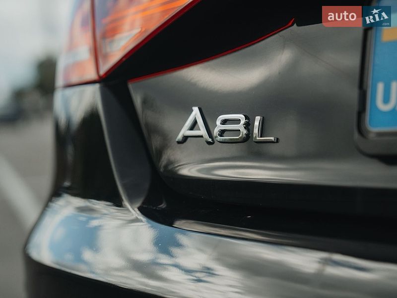 Седан Audi A8 2014 в Ирпене