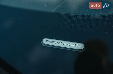 Седан Audi A8 2014 в Ирпене