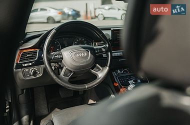Седан Audi A8 2014 в Ирпене
