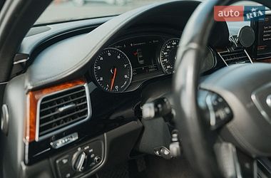 Седан Audi A8 2014 в Ирпене