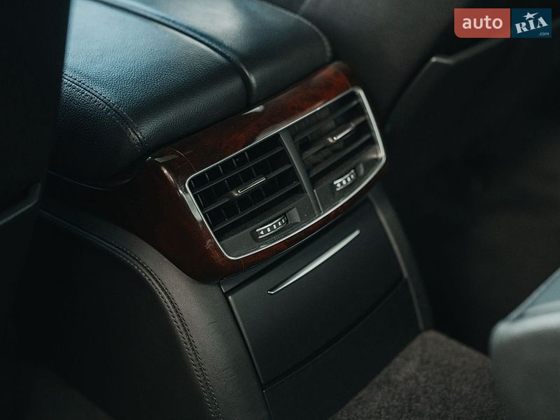 Седан Audi A8 2014 в Ирпене