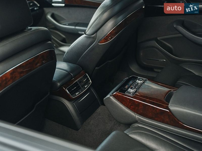 Седан Audi A8 2014 в Ирпене