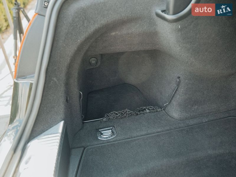 Седан Audi A8 2014 в Ирпене