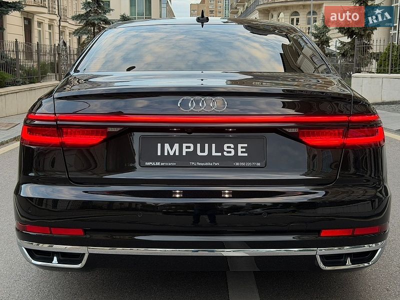 Седан Audi A8 2021 в Києві