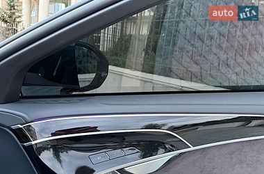 Седан Audi A8 2021 в Києві