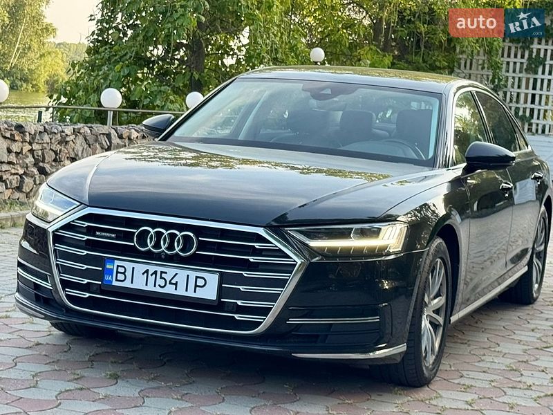 Седан Audi A8 2018 в Дніпрі