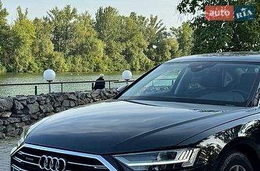 Седан Audi A8 2018 в Дніпрі
