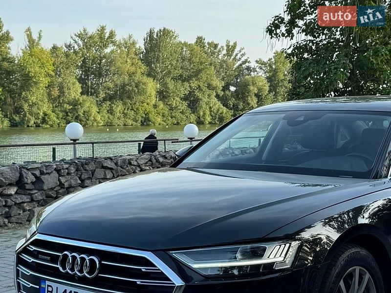 Седан Audi A8 2018 в Дніпрі