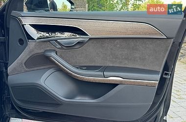 Седан Audi A8 2018 в Дніпрі