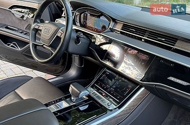 Седан Audi A8 2018 в Дніпрі