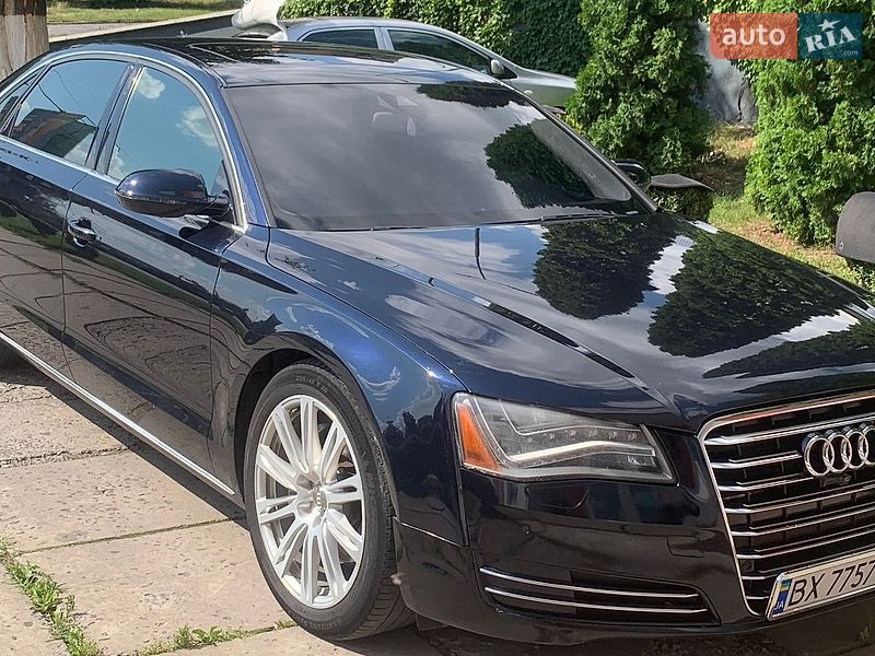 Седан Audi A8 2013 в Каменец-Подольском