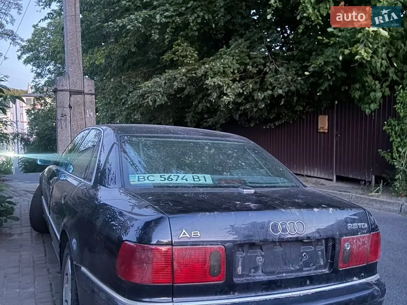 Audi A8