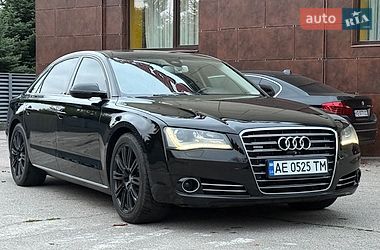 Седан Audi A8 2013 в Днепре
