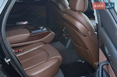 Седан Audi A8 2013 в Днепре
