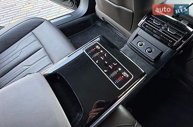 Седан Audi A8 2018 в Дніпрі