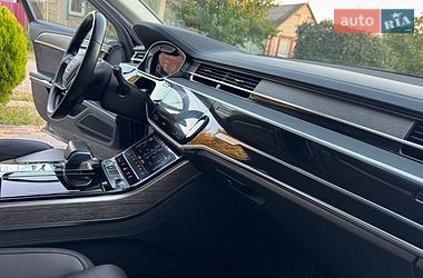 Седан Audi A8 2018 в Дніпрі