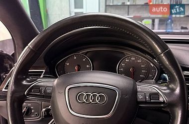 Седан Audi A8 2013 в Надворной
