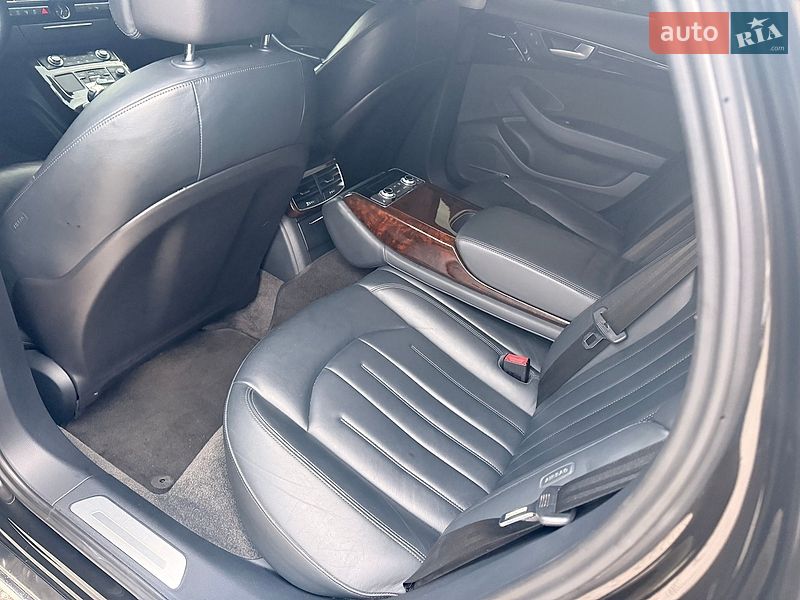 Седан Audi A8 2015 в Львові фото 9 Седан Audi A8 2015 в Львові