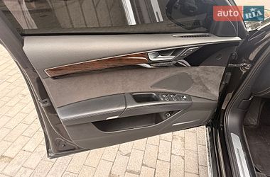 Седан Audi A8 2015 в Львові фото 7 Седан Audi A8 2015 в Львові