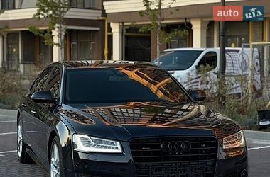 Седан Audi A8 2017 в Києві