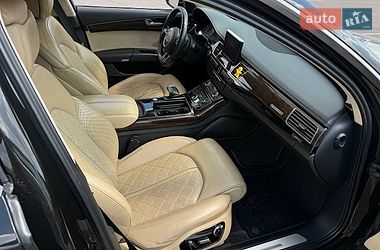 Седан Audi A8 2012 в Рівному