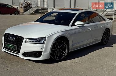 Седан Audi A8 2017 в Києві
