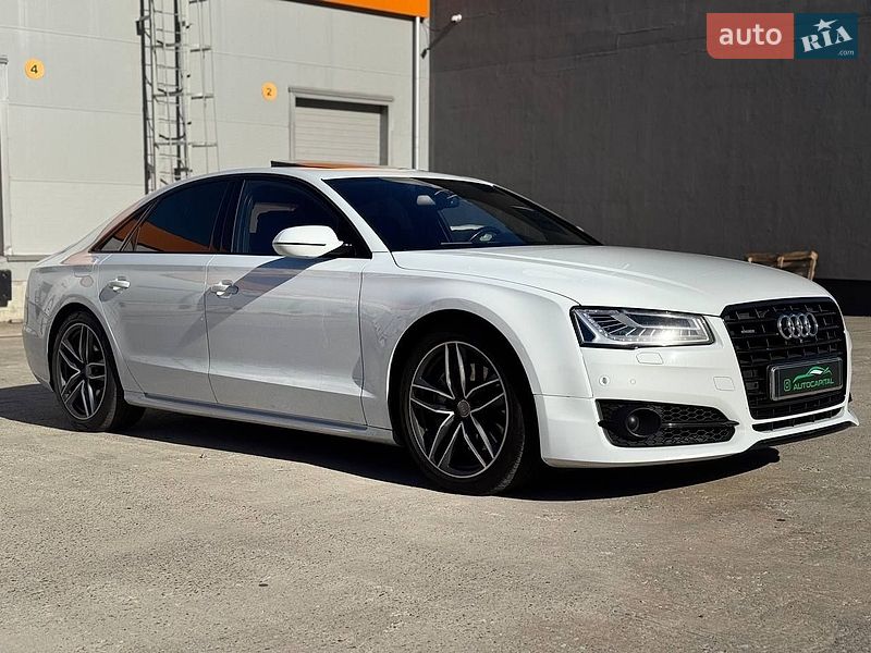 Седан Audi A8 2017 в Києві