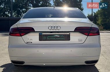 Седан Audi A8 2017 в Києві