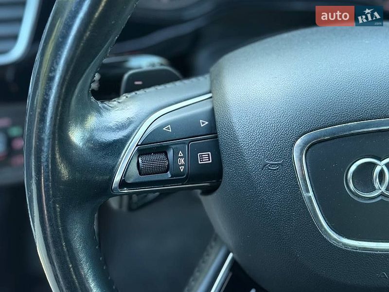 Седан Audi A8 2017 в Києві
