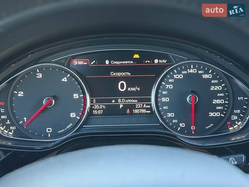 Седан Audi A8 2017 в Києві