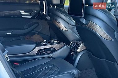 Седан Audi A8 2017 в Києві