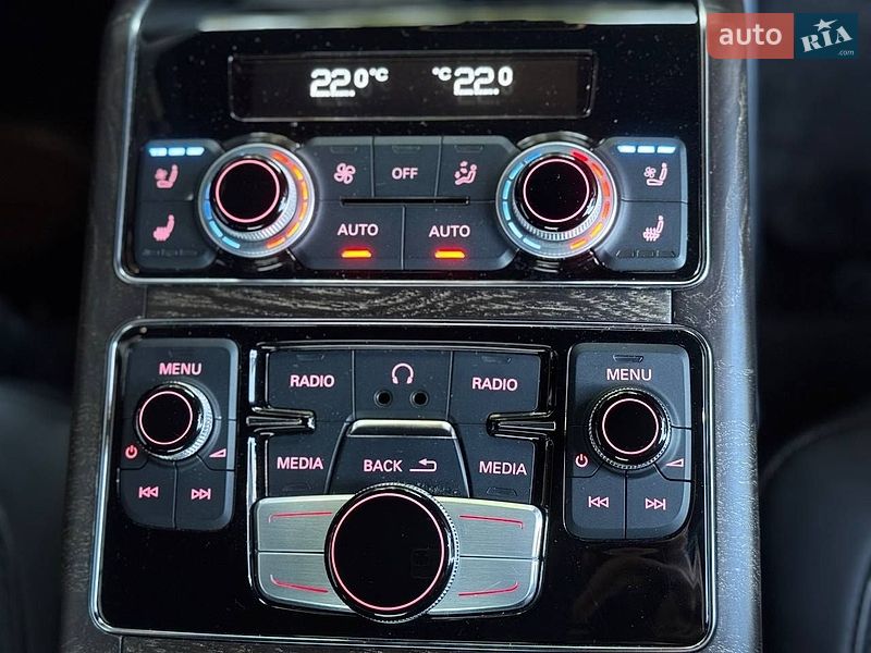 Седан Audi A8 2017 в Києві