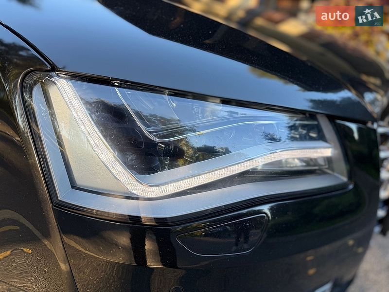Седан Audi A8 2013 в Киеве