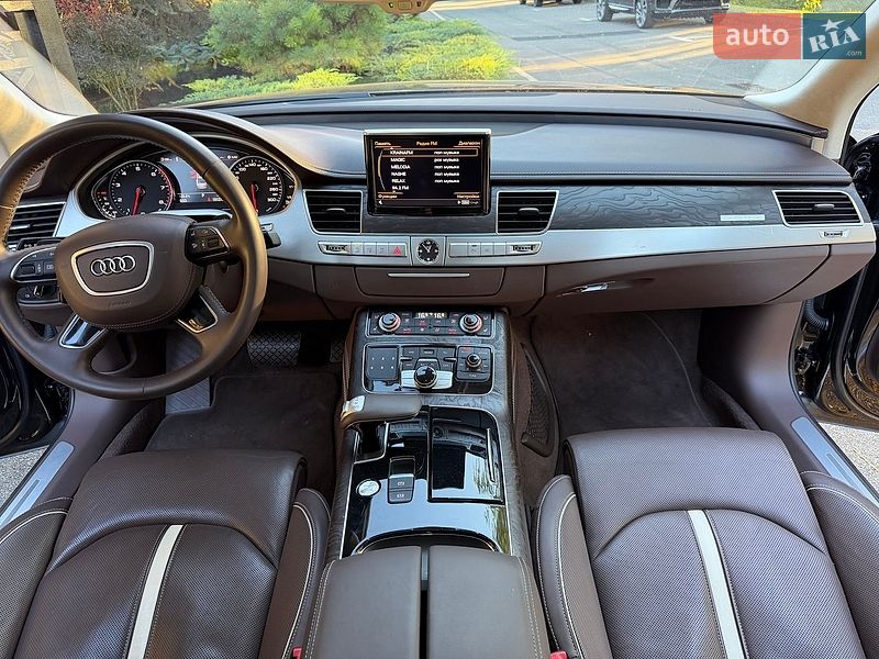 Седан Audi A8 2013 в Киеве