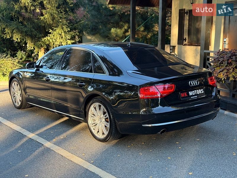 Седан Audi A8 2013 в Киеве