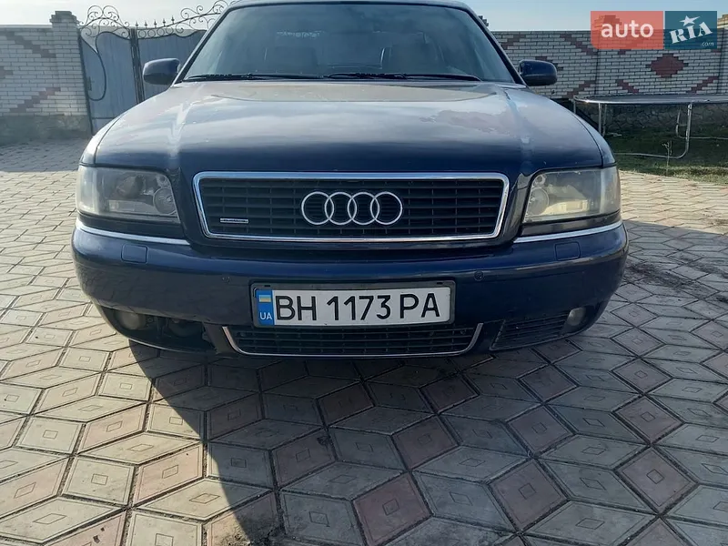 Audi A8