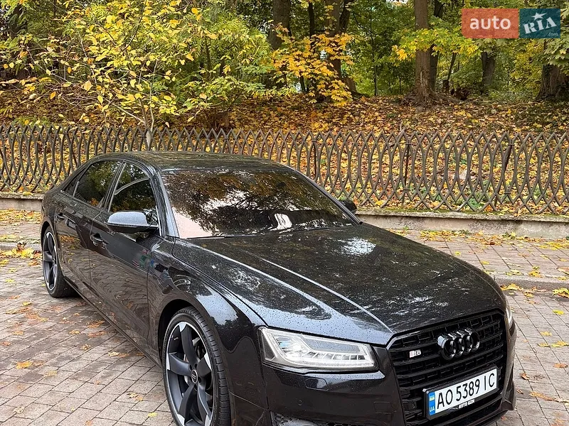 Audi A8