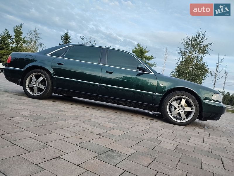 Седан Audi A8 2000 в Івано-Франківську