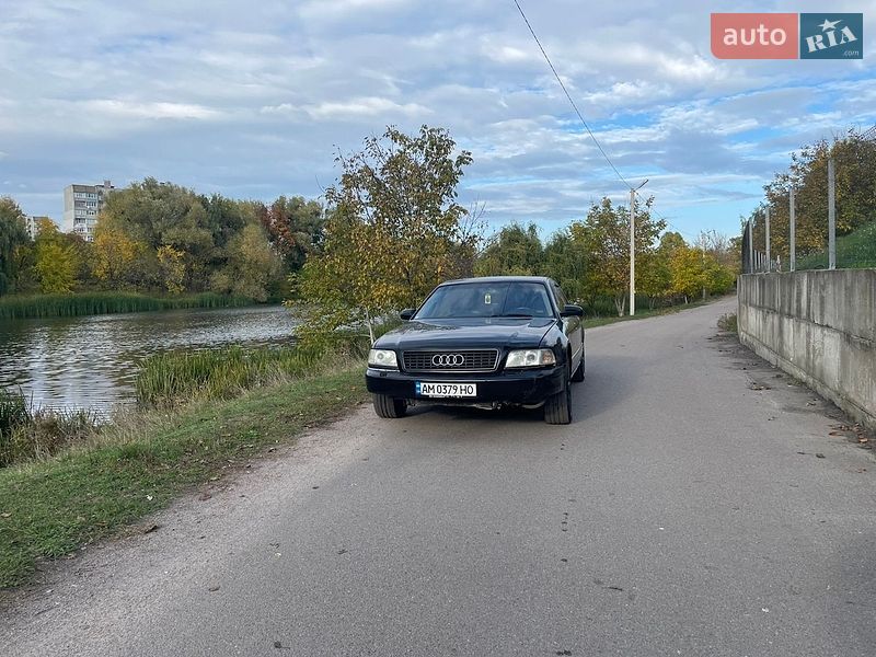Седан Audi A8 2001 в Белой Церкви