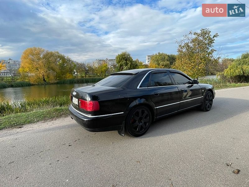 Седан Audi A8 2001 в Белой Церкви