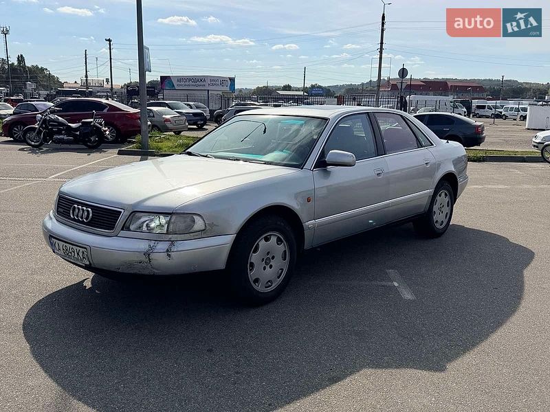 Седан Audi A8 1997 в Киеве