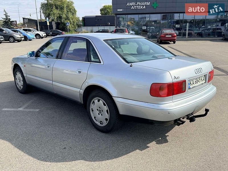 Седан Audi A8 1997 в Киеве