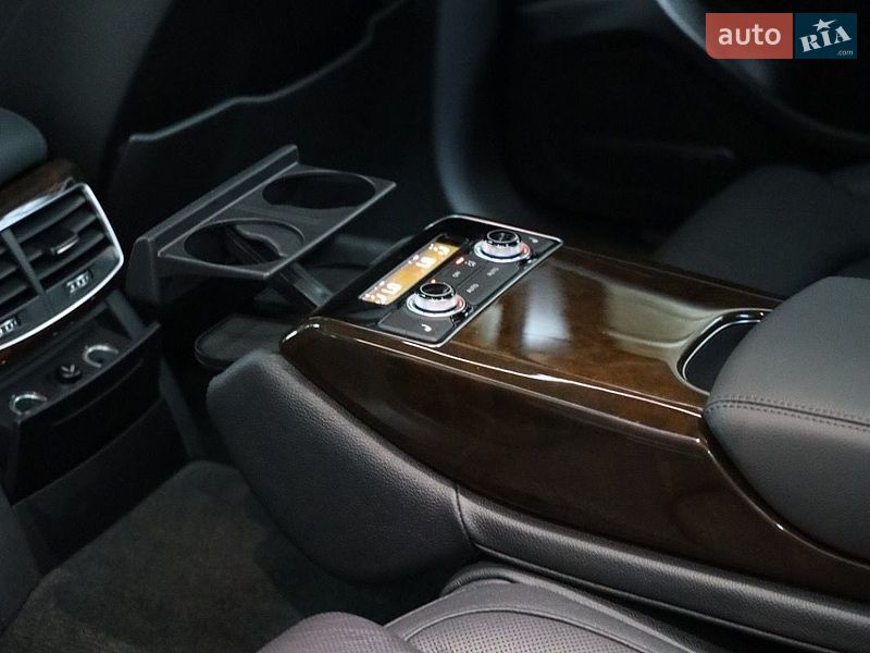Седан Audi A8 2017 в Луцьку